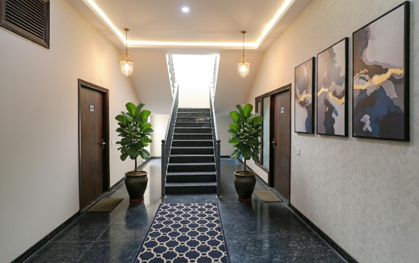Public Area 2, FabHotel K9 Regency I, Ludhiana
