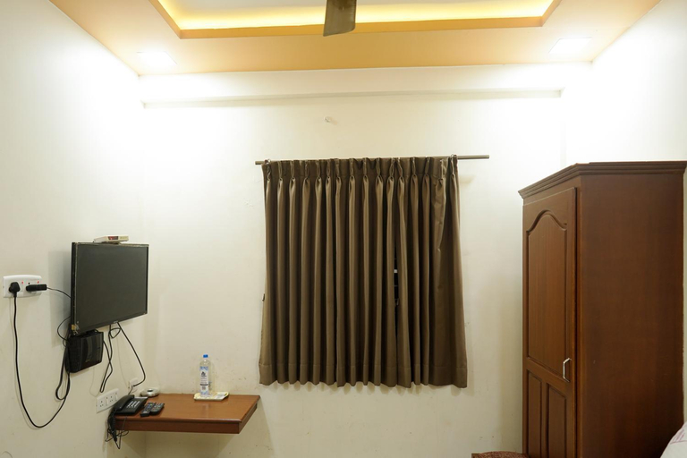 Others 3, Thai Residency, Tiruppur