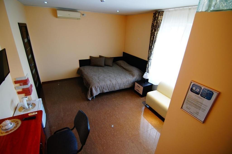 Others 3, Hotel Na Kalinina, Vladivostok gorsovet