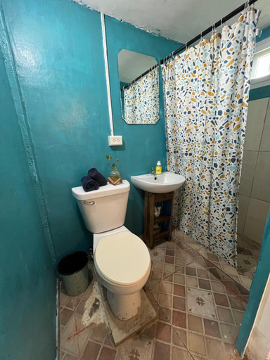 Bathroom 5, The Bocas Corner, Bocas del Toro