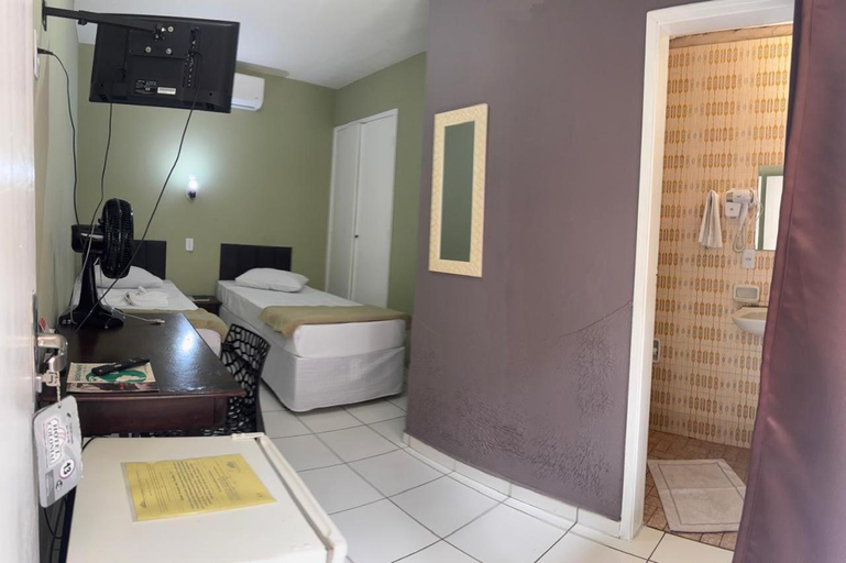 Bedroom 2, Hotel Colonial Braganca Paulista, Bragança Paulista