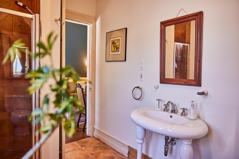 Bathroom 2, B&B Quebec, Communauté-Urbaine-de-Québec
