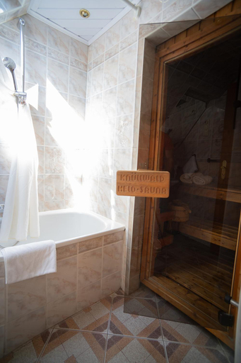 Bathroom, Hotel Tenne, Bergstraße