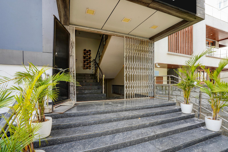 Entrance 4, Townhouse Bannerghatta Hospital Road Formerly Sri Sai Suites, Bangalore
