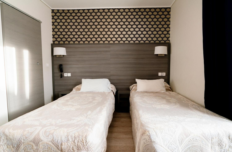 Bedroom 3, Hotel Telemaque, Paris