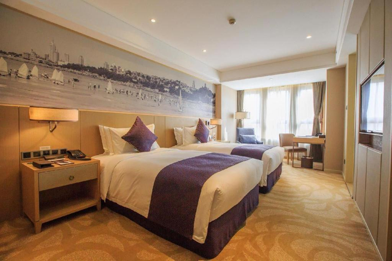 Bedroom 2, Sky World Hotel Qingdao, Qingdao