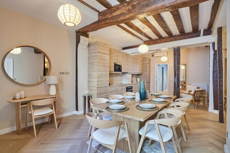 Others 4, Apartment Center of Paris by Studio prestige, Paris