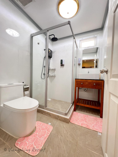 Bathroom 4, ViangPhing Resort, Mae Chan