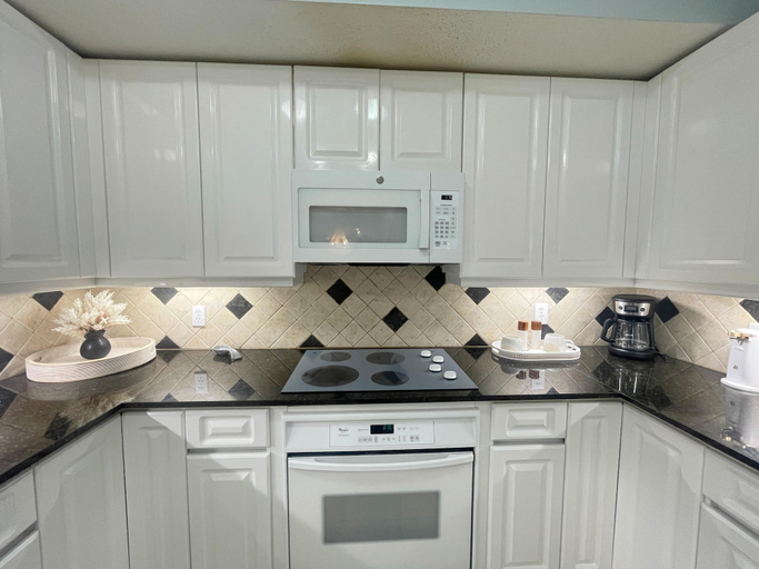 Private kitchen 3, Beach Colony East 3B, Escambia