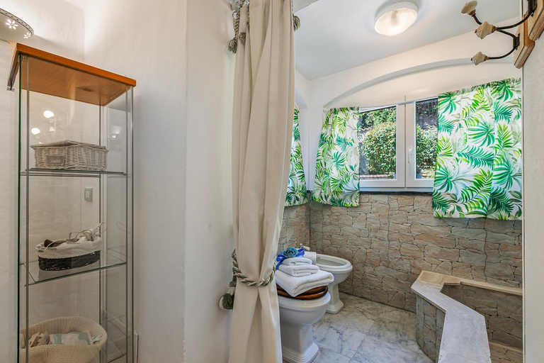 Bathroom 3, Casa Fra Gli Ulivi Apartments with Shared Pool, La Spezia