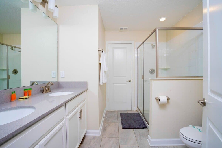 Bathroom 2, Stunning 9 Bd Single Family w/ Pool @ Champions Gate 1508, Osceola
