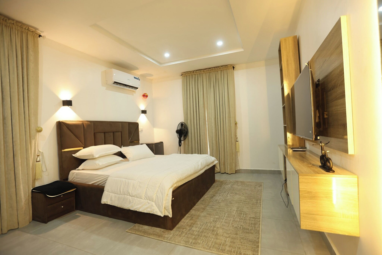 Room 3, JCKline Homes, AbujaMun