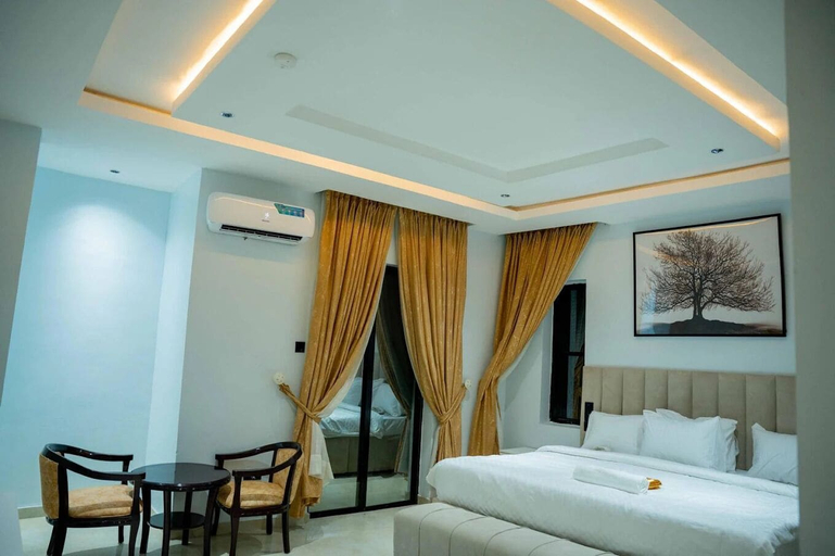 Room 5, De-Oma Villa Hotel And Apartment, Ikpoba-Okha
