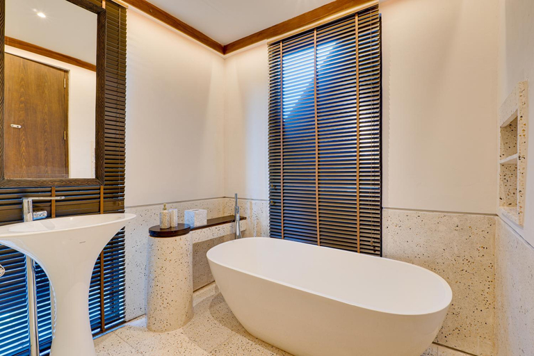 Bathroom 5, Villa Kesatu - Canggu, Badung