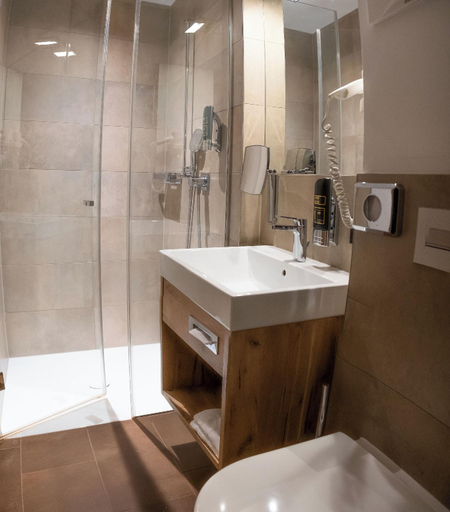 Bathroom 3, Hotel Sendlhof, Kitzbühel
