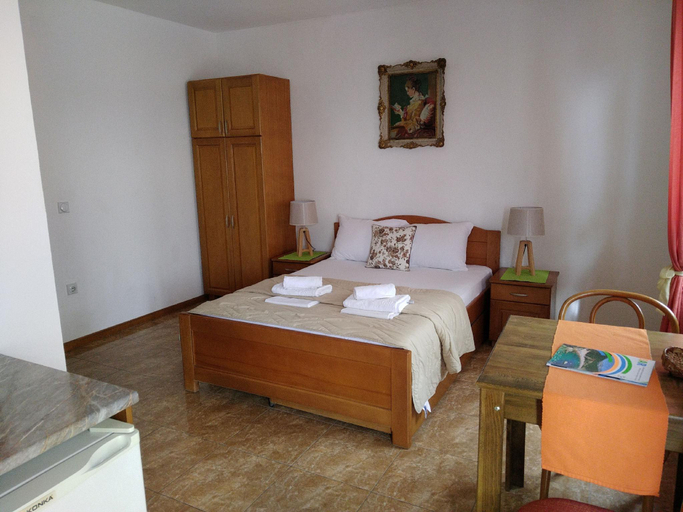 Bedroom 4, Majero Apartments