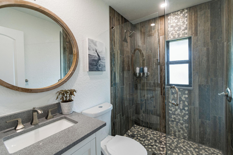 Bathroom, 400 South, Brevard