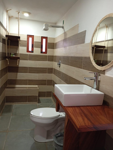 Bathroom 3, La Aldea Zipolite, Dist. Pochutla