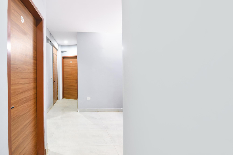 Lobby 4, Via Imperial Residency, Delhi