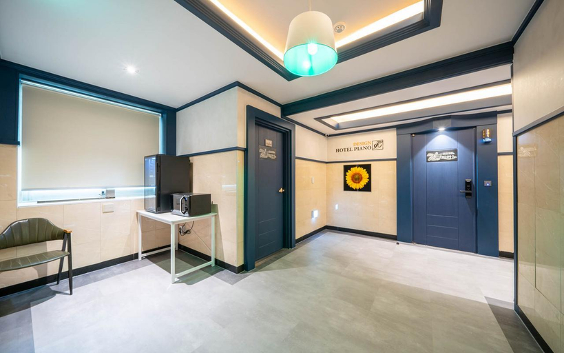 Others 2, Daejeon Yongjeon Design Hotel Piano, Dong