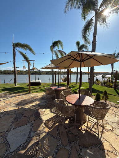 Outdoor dining 4, Lagoon Paradise, Fortim