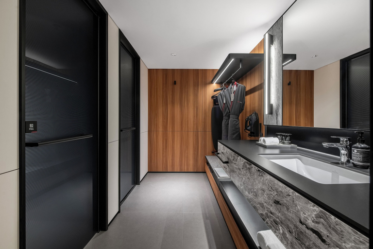 Bathroom 2, IntercityHotel Shenzhen Huaqiang North, Shenzhen
