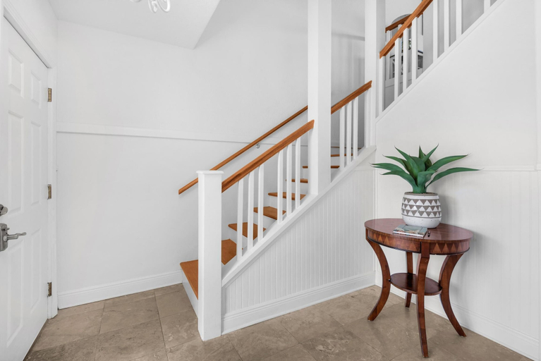 Interior 1, Buena Vida 23, Escambia