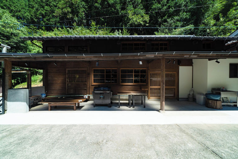 Exterior 5, mountain loge style villa Kiccyo, Ukiha