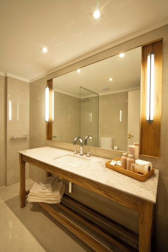 Bathroom 3, Club Hotel Catedral, Bariloche