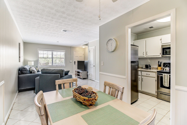 Interior 4, 2810 Ohio Avenue #4, Nassau
