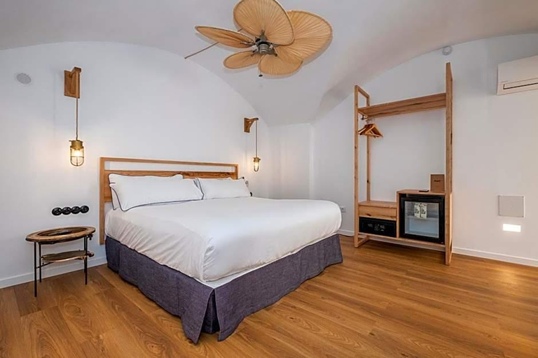 Bedroom 3, Nao Catedral Boutique Hotel, Baleares