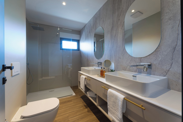 Bathroom 2, Sunday Residence and SPA Split, Split