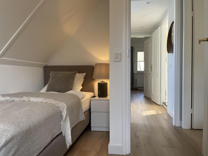 Bedroom 2, Buitenplaats 5, Zijpe