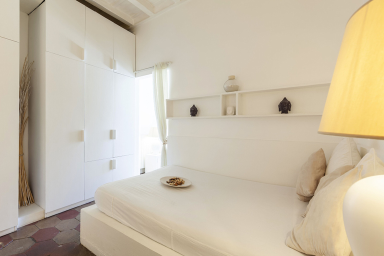 Room 5, Campo dei Fiori White Flat, Roma
