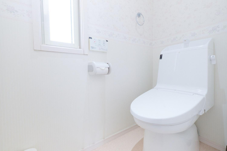 Bathroom 3, Etoile Soshigaya Okura, Setagaya