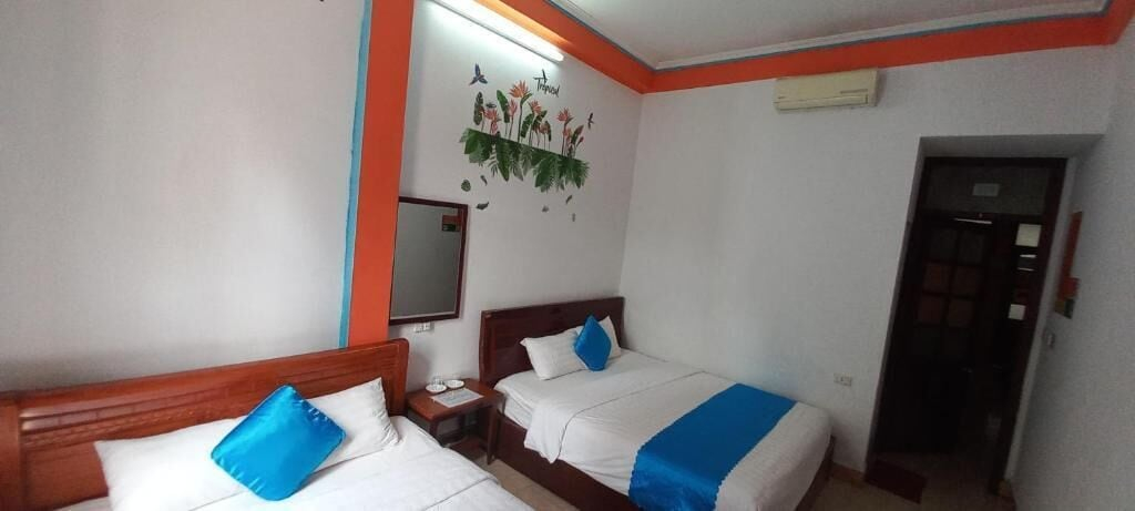 Room 2, Alex Halong Hotel & Hostel, Hạ Long