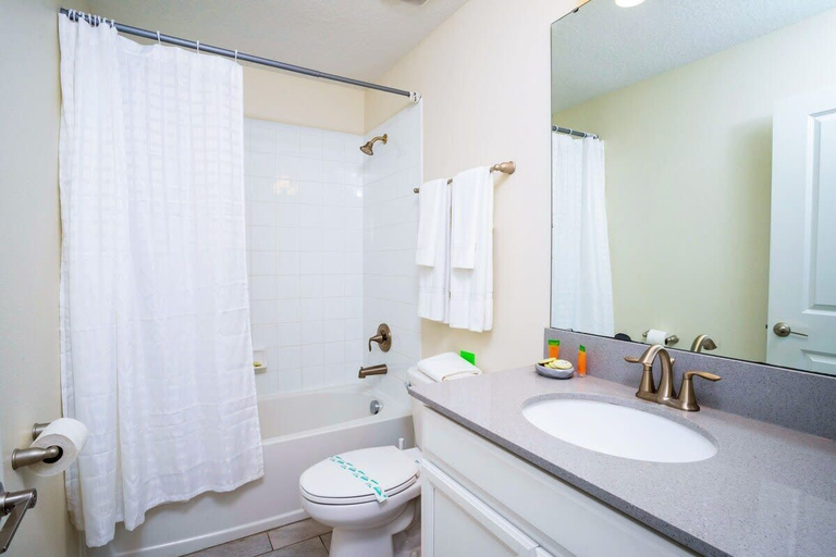 Bathroom 4, Stunning 9 Bd Single Family w/ Pool @ Champions Gate 1508, Osceola