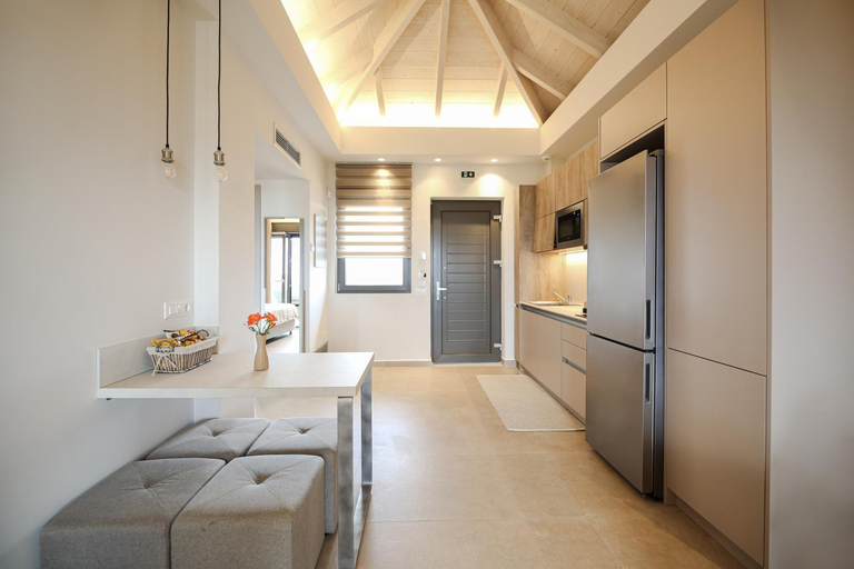 Others 5, Almyres Luxurious Residences, Peloponnese