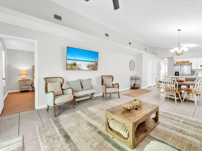 Living area 5, Barefoot Villa, Bay