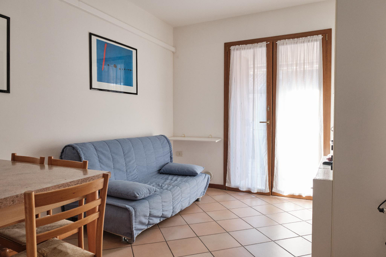 Others 4, Appartamento con Terrazza in Residence con Piscina per 6 ospiti, Rovigo