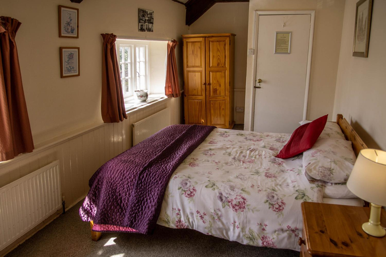 Bedroom 2, Duke of York, Devon