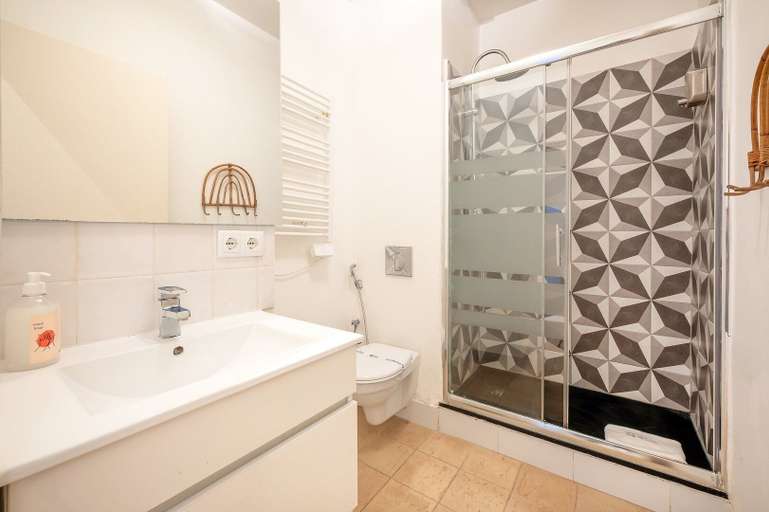 Room 4, Guestready - Boavista Homes, Lisbon