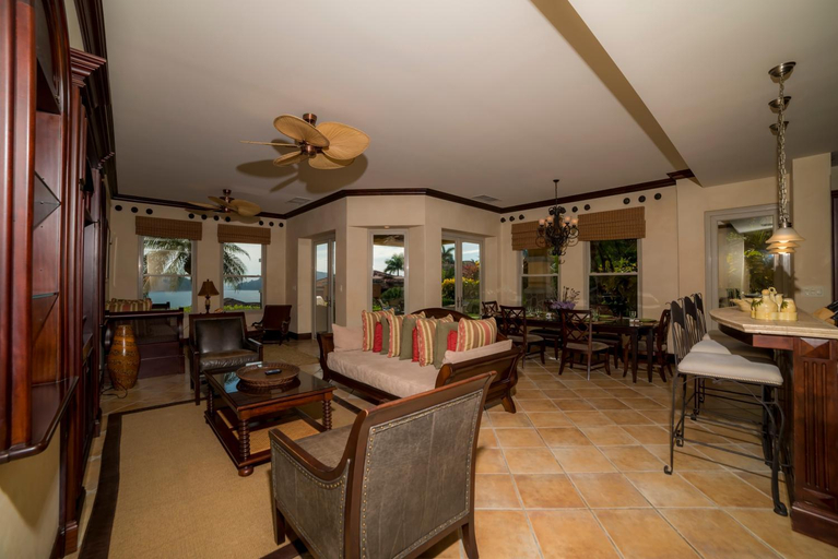 Food & Drinks, Marbella 1E 3 bdr Ocean View in Los Suenos, Garabito