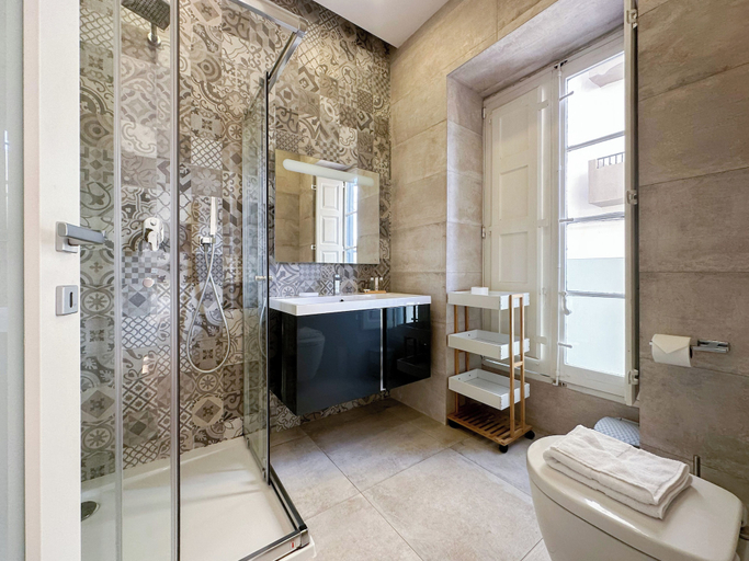 Bathroom 2, St.Julians Center Suites, St Julian's