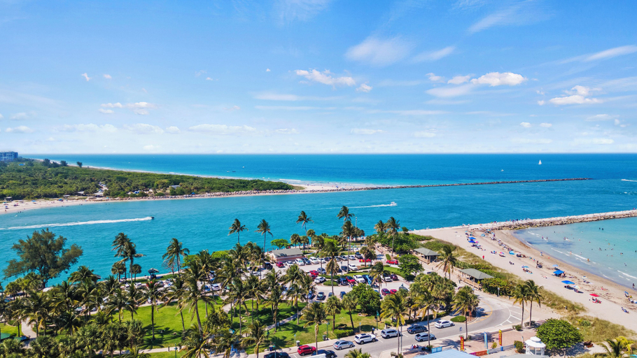 Interior 3, Oceanfront Inn Room #18- Ocean View Balcony, 2 Full Beds, Saint Lucie