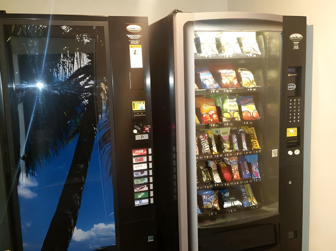 Food & Drinks 4, Rodeway Inn Airport, Ada