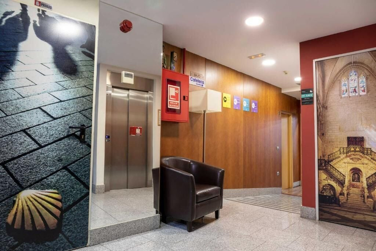 Interior 3, Hotel Cardeña by gaiarooms, Burgos