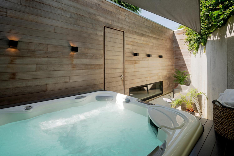 Sport & Beauty 2, B&B Bed and Beyond, Limburg