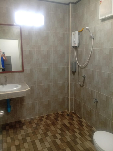 Bathroom, Chom Suan Farmstay, K. Ko Kut