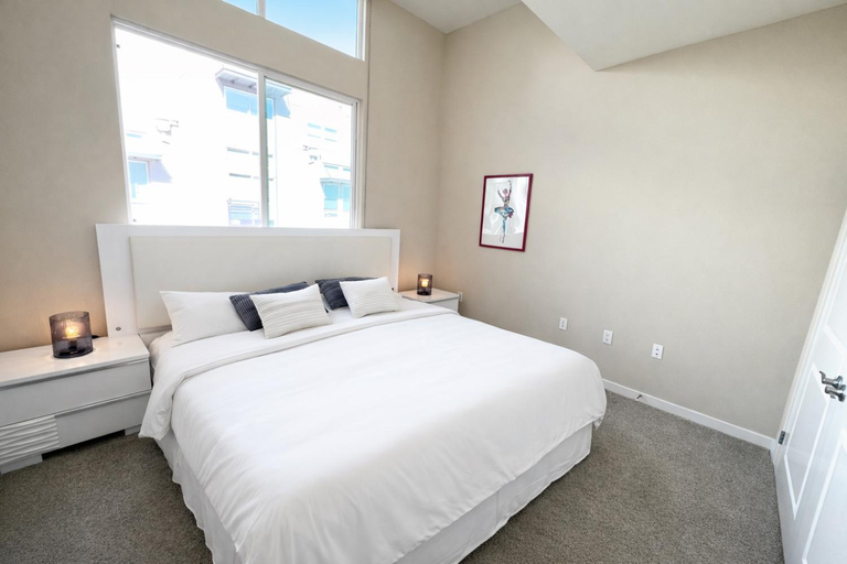 Bedroom 2, Luxury Residence Loft 3 Beds with Pool and Gym, Los Angeles